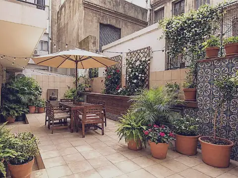 Semipiso 6 ambientes con cochera - RECOLETA