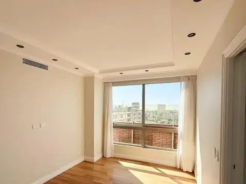 Departamento en Alquiler con 2 cocheras