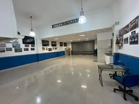 Excelente Local Comercial en Alquiler | Amplios Espacios | Ubicación Estratégica en Flores.