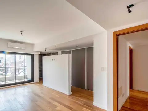 Avenida Pedro Goyena e/ Thompson y Del Barco Centenera