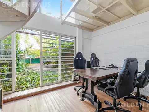 Oficina comercial tipo loft en dúplex con gran patio – Palermo Hollywood