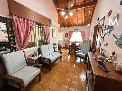 Joaquín V. Gonzalez 2066 - Villa Ballester