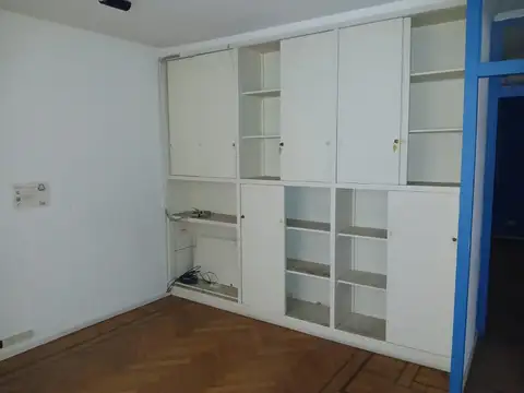 Oficina 3 ambientes con 3 baños