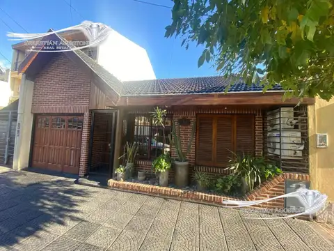 Venta casa 4 ambientes en una planta APTA CREDITO