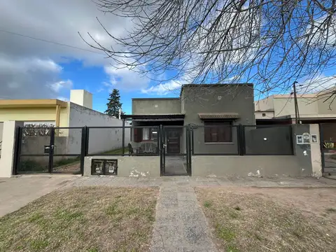 CASA PH EN VENTA! GENERAL LAS HERAS