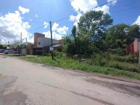 Terreno en Venta en Los Hornos, USD 25.000