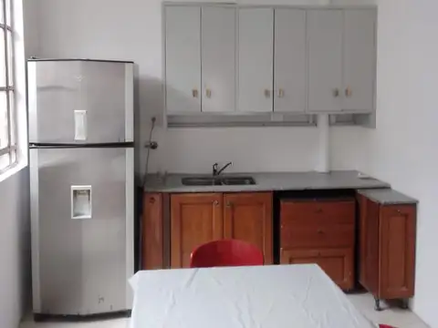 Aristóbulo Del Valle 100