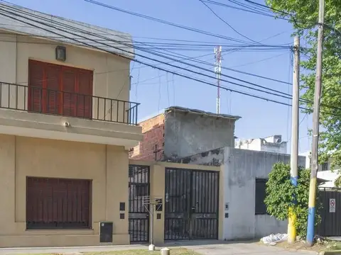 Alquiler casa 4 ambientes en Barrio Belgrano