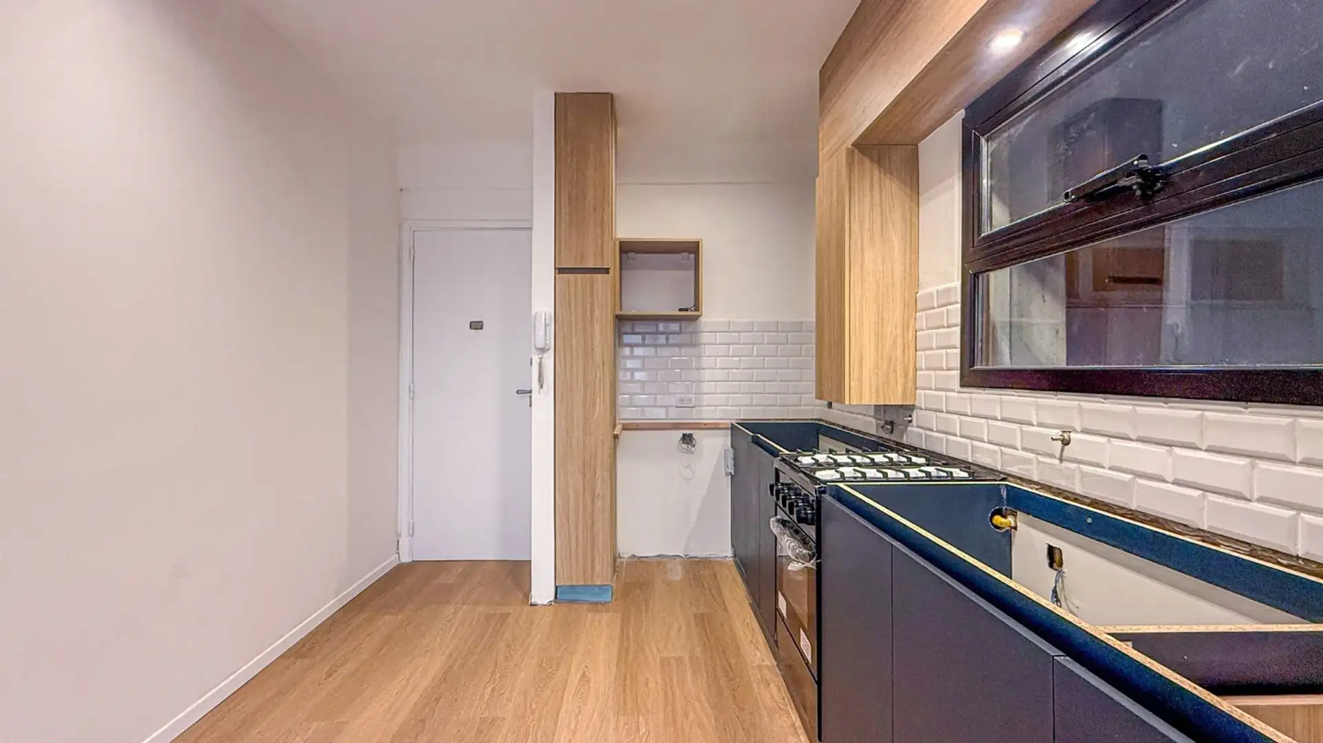 VENTA DEPTO 2 AMB RECICLADO C/BALCON -GUEMES