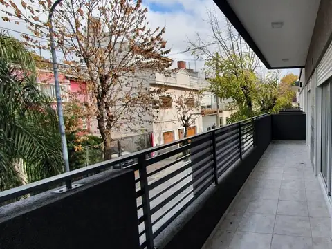 Departamento en Monte Castro