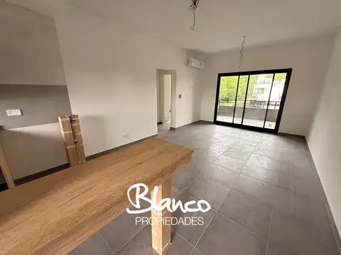Departamento  en Venta en Montecarlo, Del Viso, Pilar