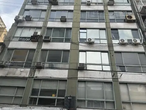 DPTO MONOAMBIENTE CONTRAFRENTE VISTA ABIERTA USO COMERCIAL EXCELENTE UBICACION