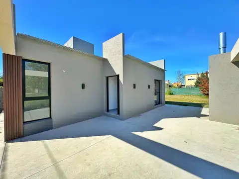 Casa en Venta en Roldan, USD 95.000