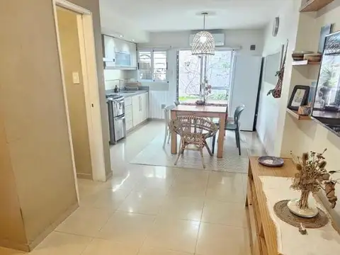 Depto Tipo Casa en Venta de 2 dormitorios
