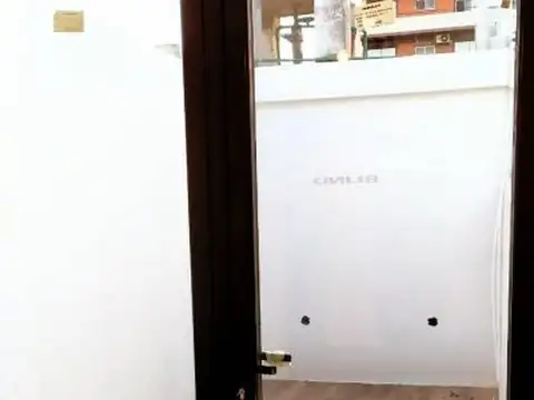 Av San Martin 5700 V Devoto PH 1amb U$145.000 Apto Prof