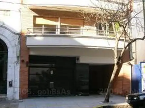 3 AMB.PISO, PALIER PRIVADO FRENTE COCHERA BALCON Y BALCON TERRAZA BAÑO Y TOILETTE EXCELENTE