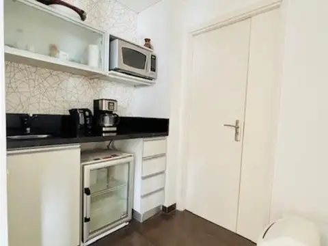 Oficina en Venta en Botanico, USD 195.000