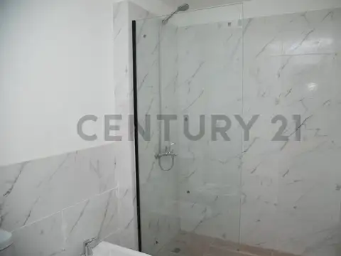 Av. Rivadavia 8800, Piso 8