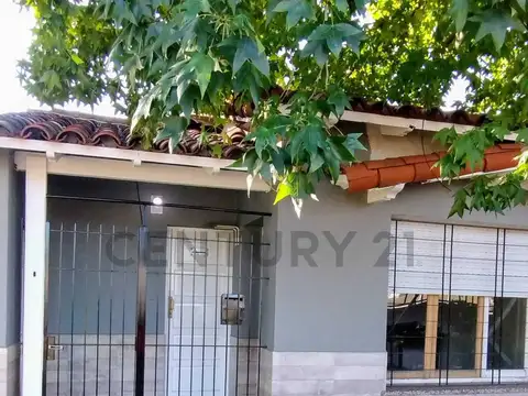 Av. Segunda Rivadavia 21000, Piso 0