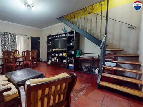 VENTA PH 5 AMBIENTES /COCHERA  EN LANUS, APTO CRED