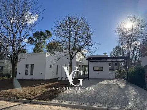 Casa en San Matias a Estrenar
