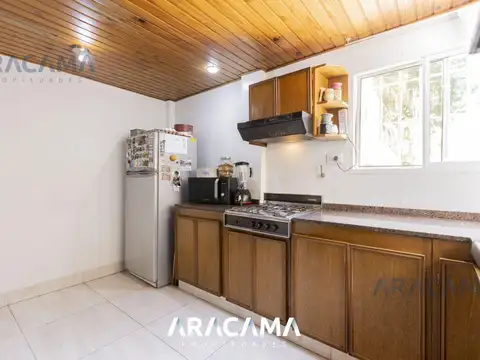 Casa 5 ambientes con 3 baños