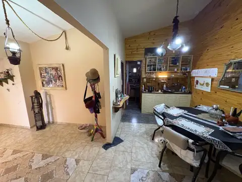 CASA EN VENTA - ROLDAN - CÉNTRICA