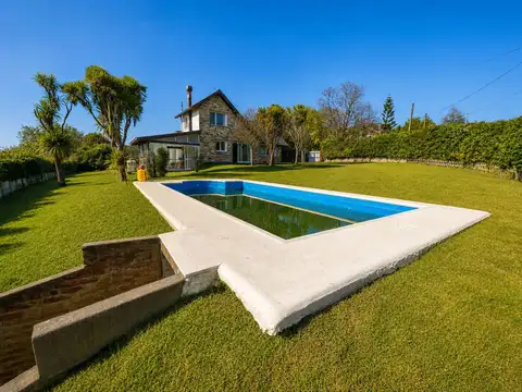 Casa tipo Loft con pileta en Sierra de los Padres