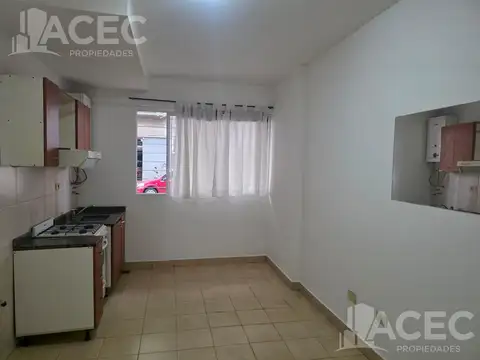 Departamento en Alquiler en Martín, $ 450.000