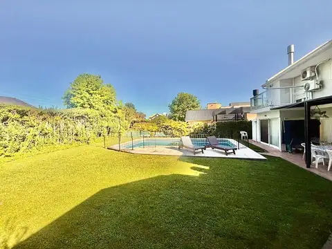 Casa en Venta de 5 dormitorios