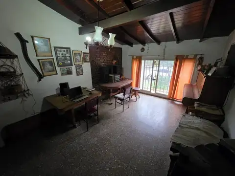 Venta de casa en Godoy Cruz, 6 ambientes