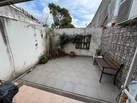 Depto Tipo Casa en Venta de Monoambiente