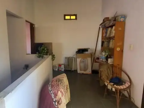 Casa en Venta con 4 cocheras