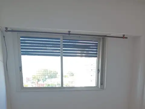 Departamento en Alquiler en Monte Castro, $ 850.000