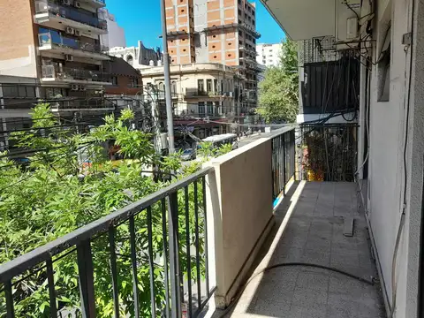 Rivadavia  al 3400