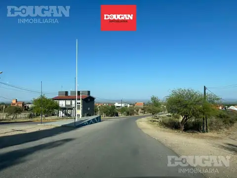 TERRENO EN VENTA - Doble Frente y Excelente Ubicación