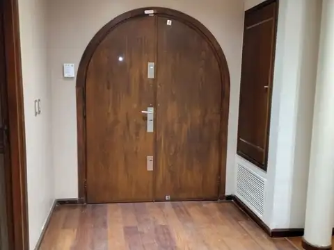 Casa en Venta en Morón, USD 490.000