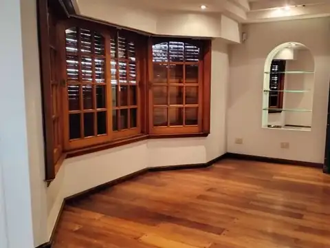 VENTA 6 AMB VILLA SARMIENTO PILETA JARDIN COCHERA