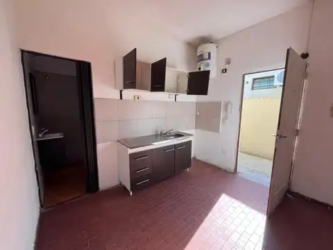 Depto Tipo Casa en Alquiler de Monoambiente