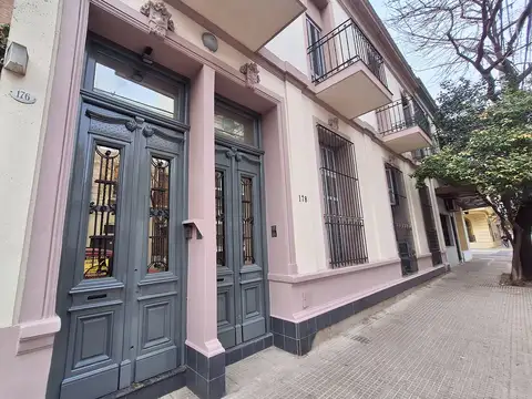 Depto Tipo Casa en Venta con 1 cocheras