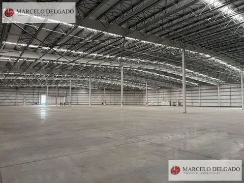 Galpon en Alquiler 77  mts Frente
