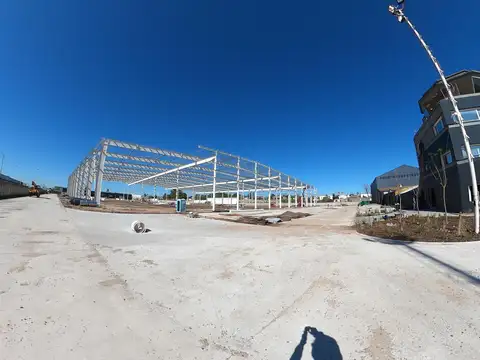 Depósito en Venta de 2200 m2 - Centro Industrial Don Torcuato