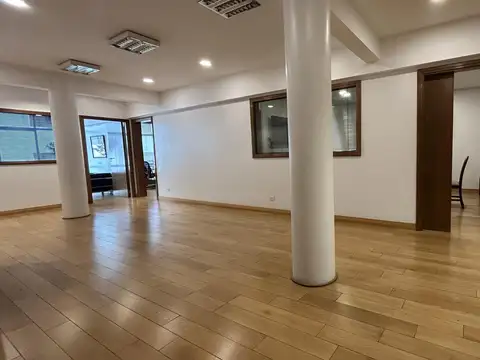 Oficina en Venta 50 años