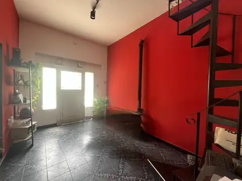 Depto Tipo Casa en Venta de 5 ambientes