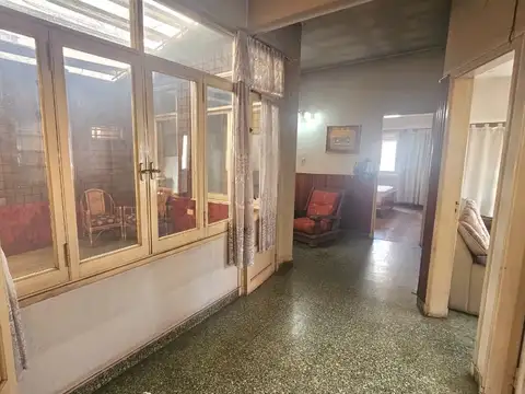 Depto Tipo Casa en Venta 50 años