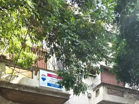 DEPOSITO CON OFICINAS EN PRIMER PISO