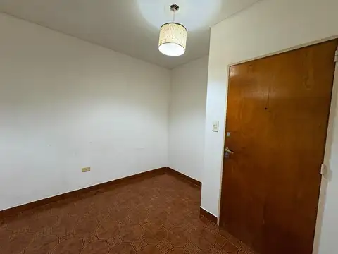 Departamento 2 dormitorios, en Campana.