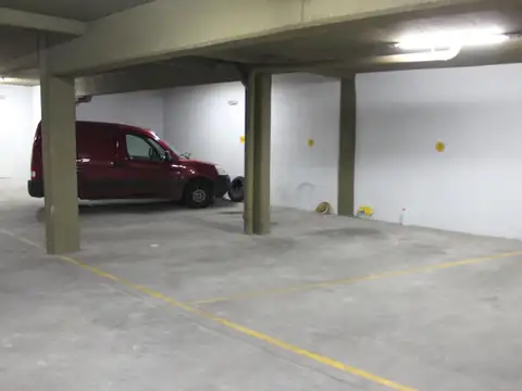 Cochera en Centro