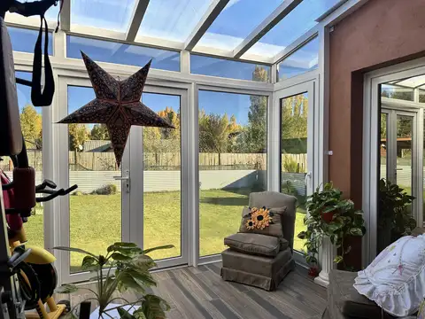 Amplia Casa moderna en una planta 3 dormitorios Dina Huapi