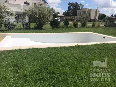 Casa en Venta en Haras Santa Maria, USD 310.000